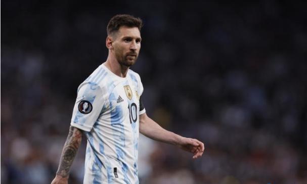 这是1985年1月20日，从老山某阵地争夺战中运回